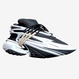 Balmain Unicorn Low-Top Sneakers.